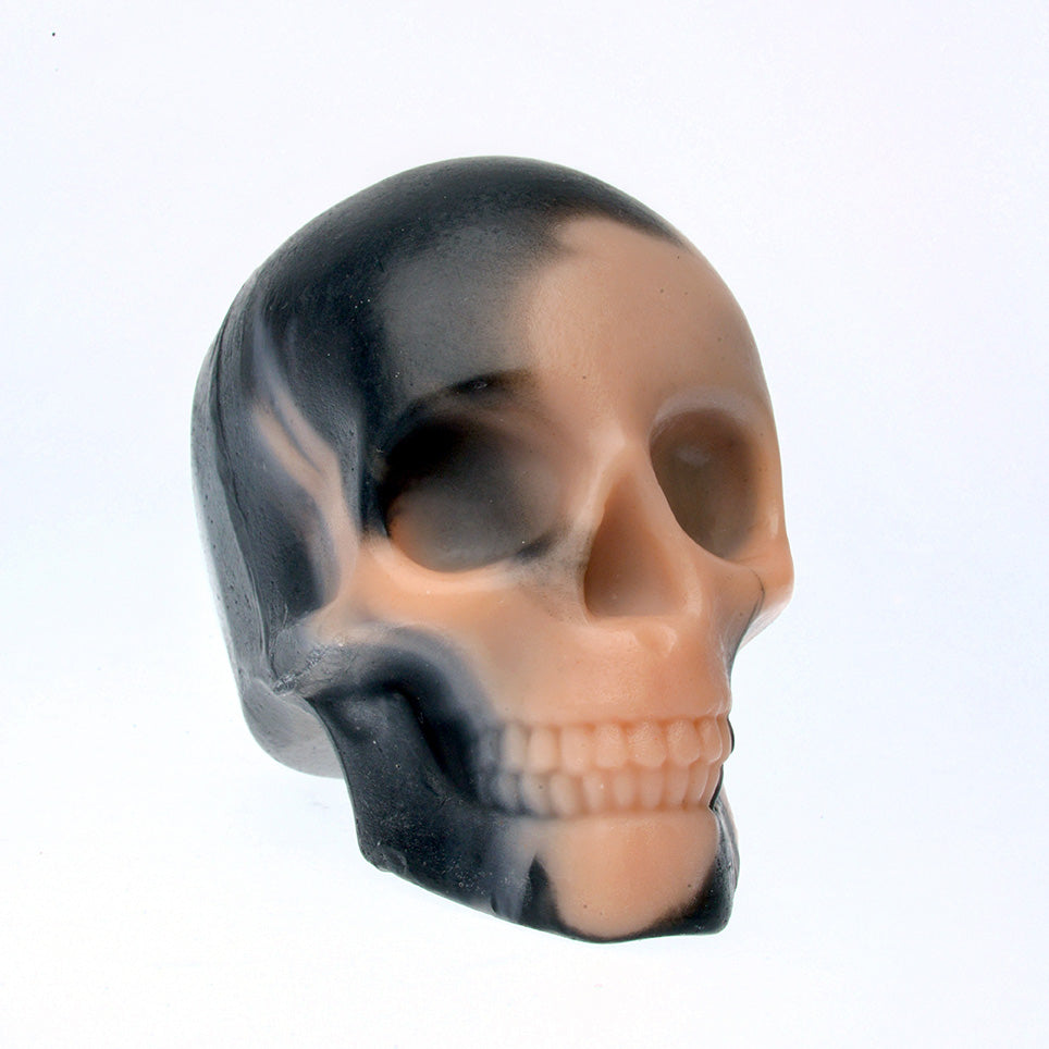 savon-artisanal-naturel-cosmetique-saponification-crane-skull-tete-mort-vanite-karite-cacao-beurre-argile-huiles-essentielles-citronne-charbon-rose